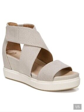 DR. SCHOLLS SCOUT HIGH LT BONE. BNIB